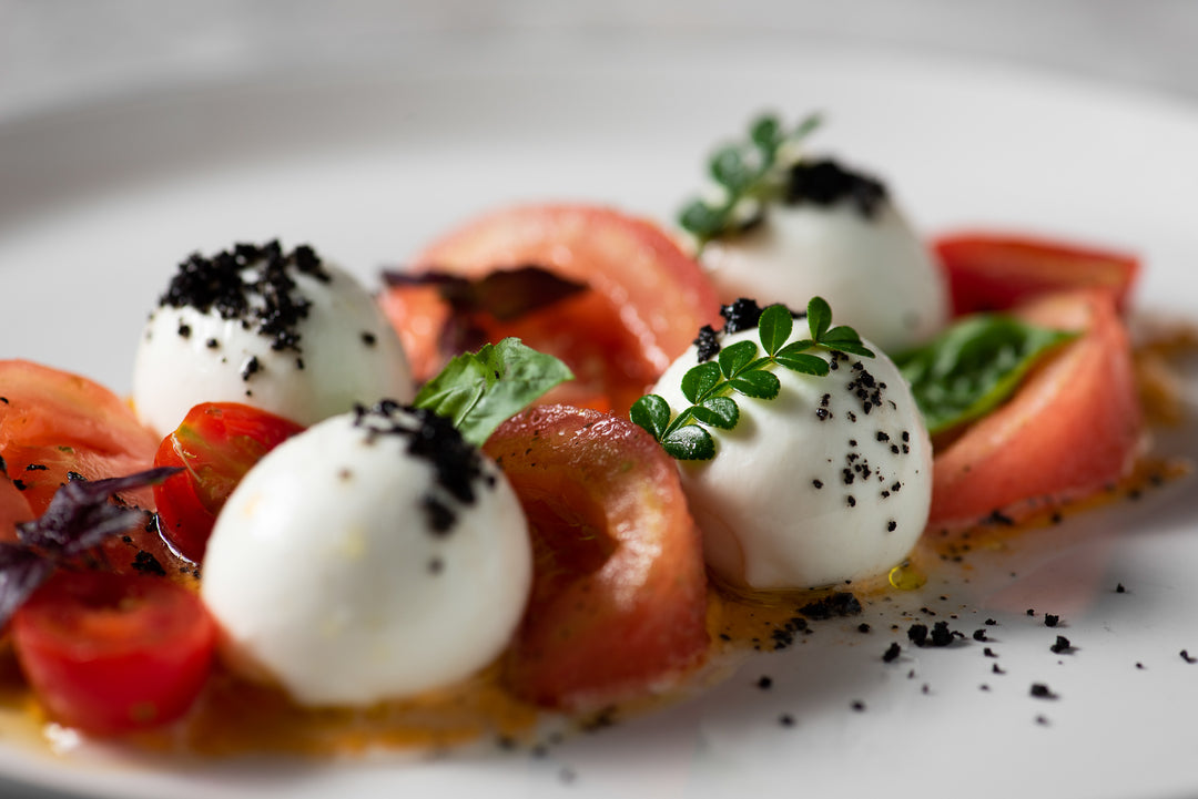 Buffalo Cheese Tomato Salad (LA CLASSICA CAPRESE)
